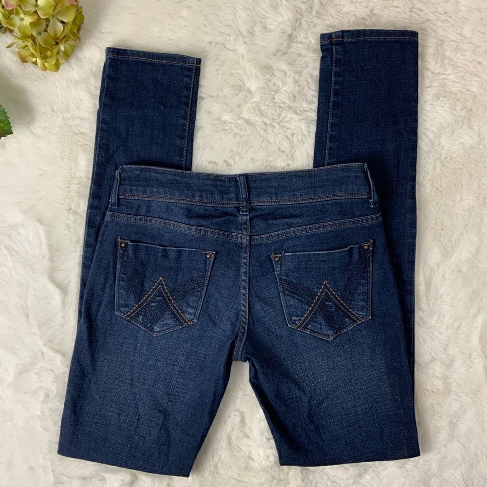 dELiA*s Taylor skinny jeans 